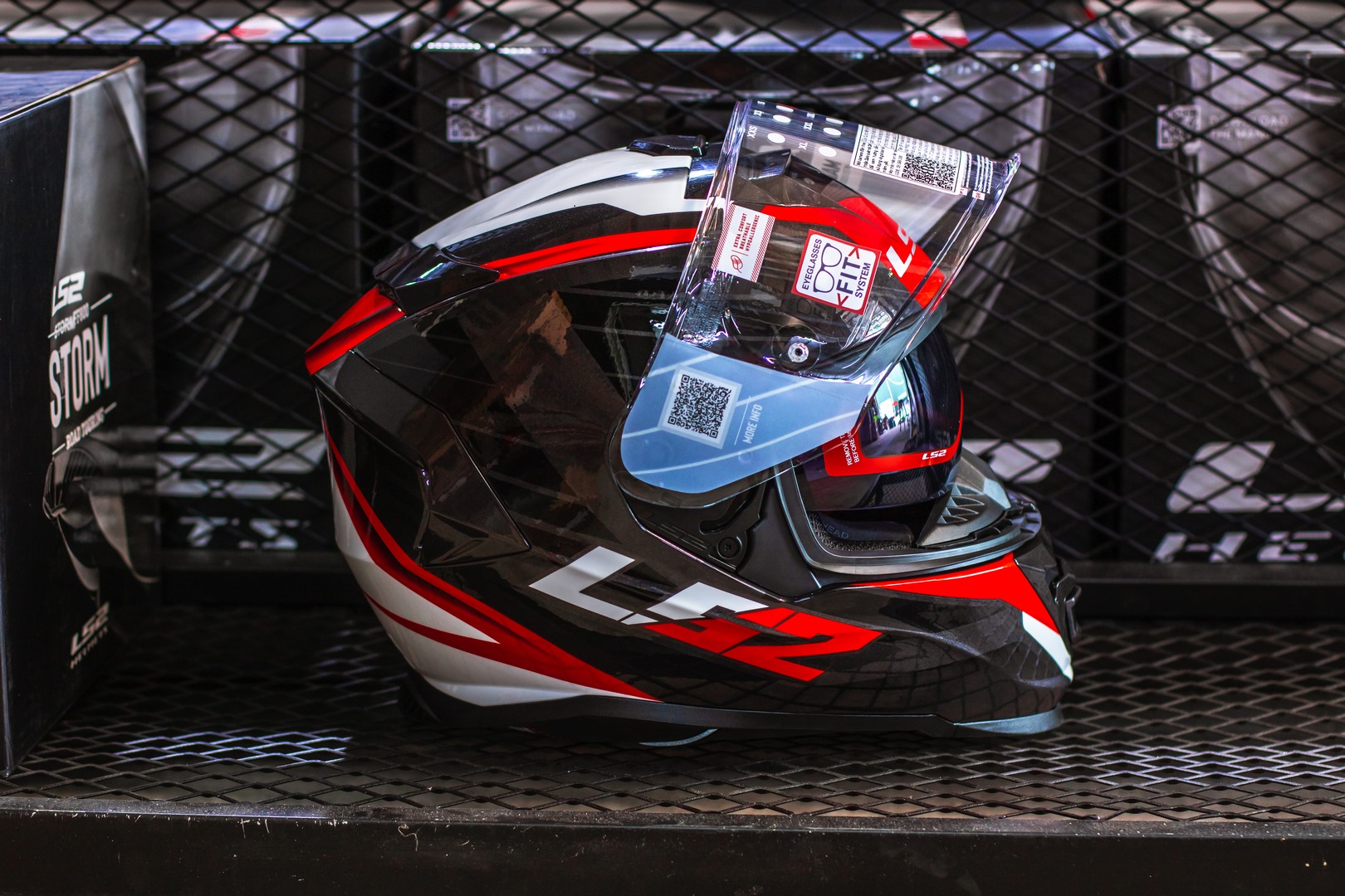 Mũ Bảo Hiểm Fullface Hai Kính LS2 FF800 Storm