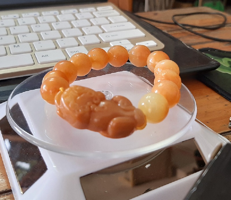 Vòng tay nam hạt nhựa cứng siêu đẹp tì hưu 14 ly- siêu nhẹ