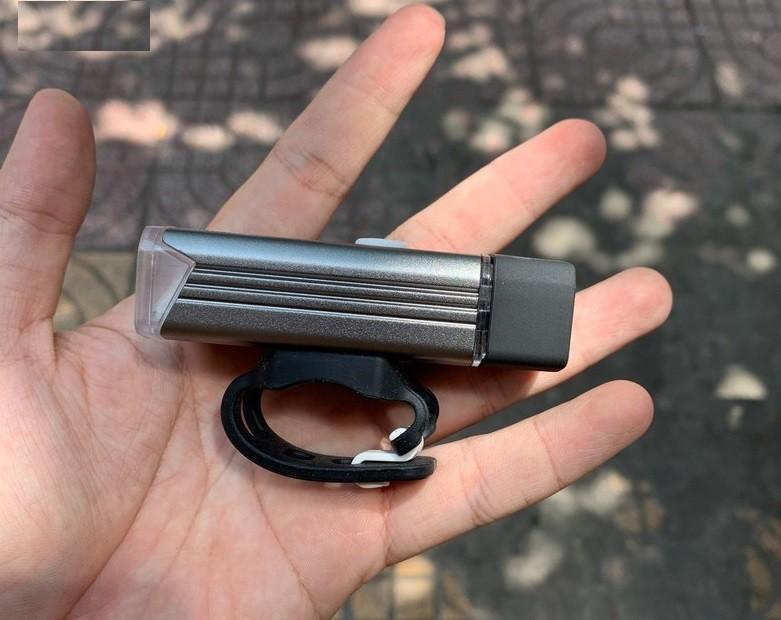 Đèn pha Xe đạp siêu sáng Machfally tặng 1 đôi đèn van