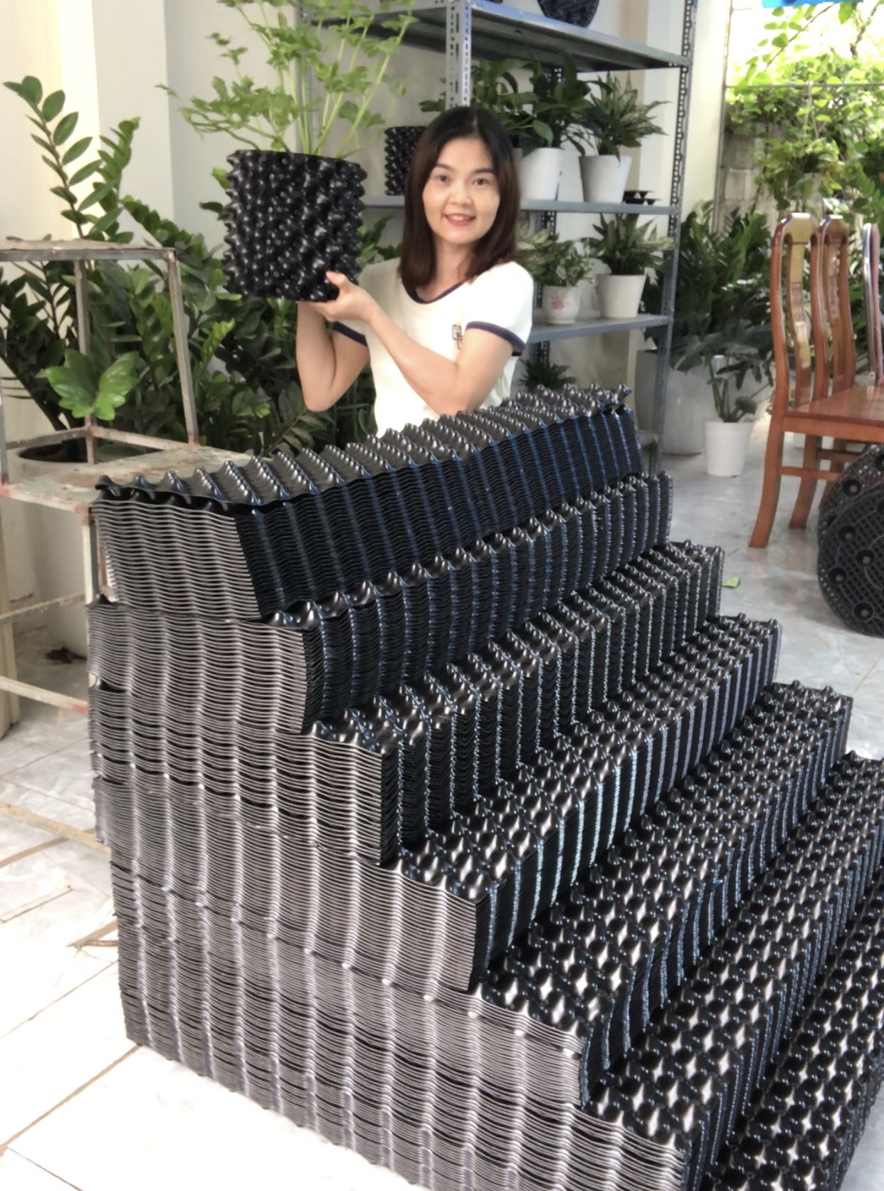 Bầu ươm thông minh V6 dày 0.7 - Phụ Kiện Bầu Ươm Thông Minh - Bầu Ươm, Đế Nhựa Lót Đáy Bầu Ươm, Đinh Ốc - Dùng cho cây cảnh, rau màu, cây ăn trái