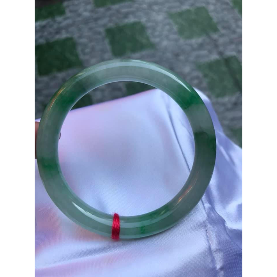 Vòng ĐẬU LÝ A SAO 50MM x DẦY 8mm Rất đẹp đá cẩm thạch tự nhiên MÀU TRẮNG XANH LÁ VÂN BÓNG ĐẸP NỮ 50kg đến 56kg Chất liệu 100% đá cẩm thạch tự nhiên