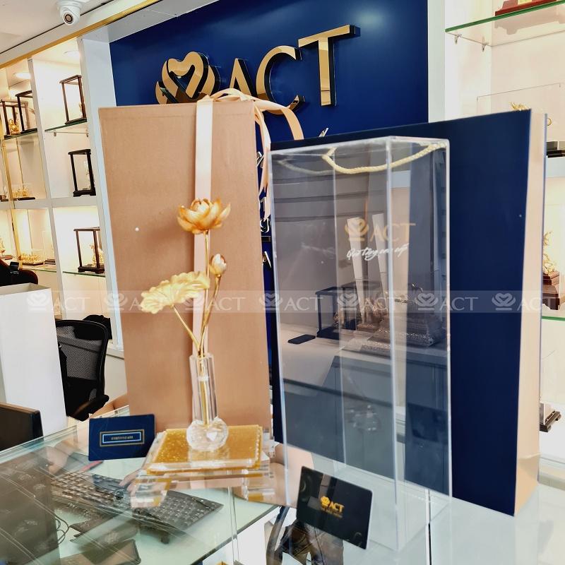 Chậu cây sen 13*15.5*39cm