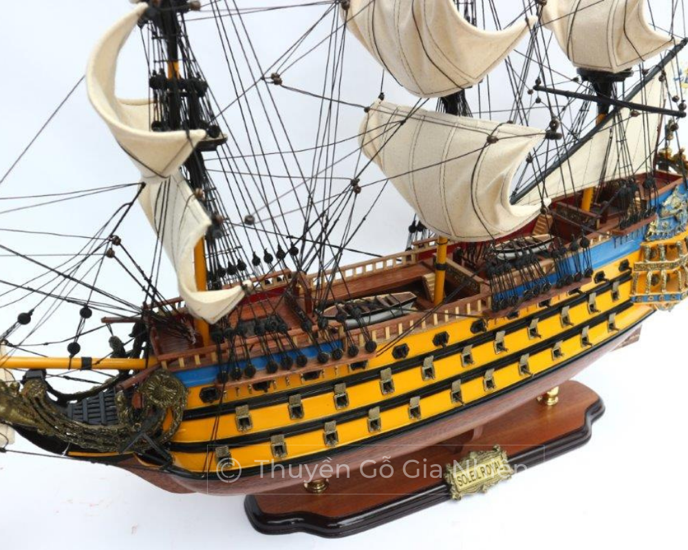 Mô Hình Thuyền Gỗ Phong Thủy Dạng Thuyền Cổ SOLEIL ROYAL Chính Hãng Hàng Xuất Khẩu Chất Lượng Cao