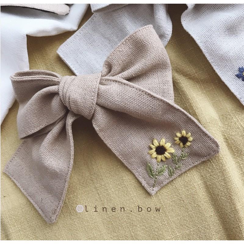 Nơ linen thêu hoa nhí