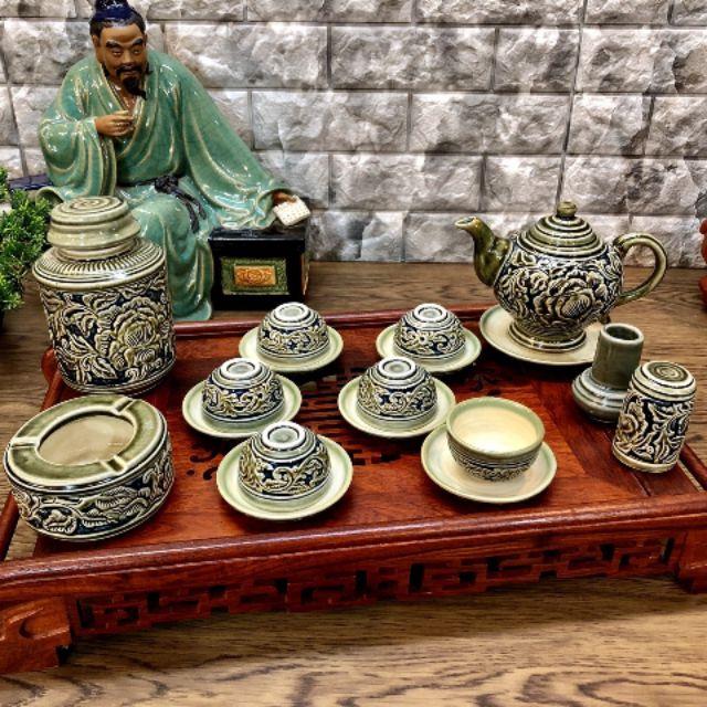 Bộ ấm trà khắc nổi men Hoàng Thổ
