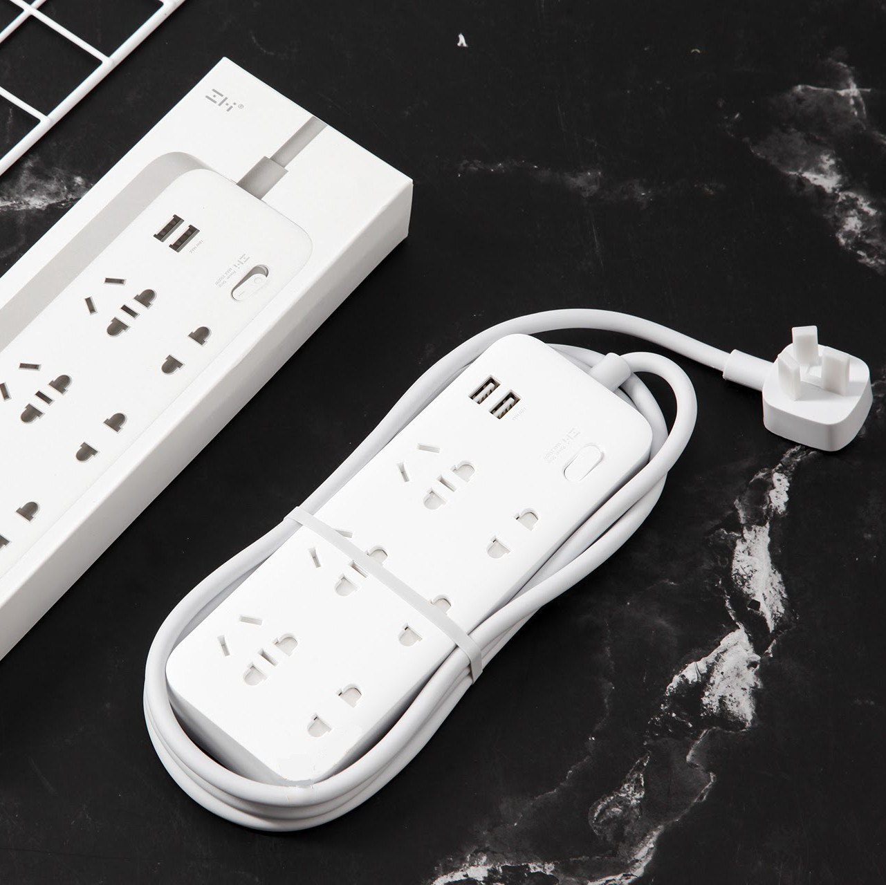 Ổ Cắm Xiaomi Zmi Power Strip 6 Cổng 2 USB CX05 - Hàng Chính Hãng