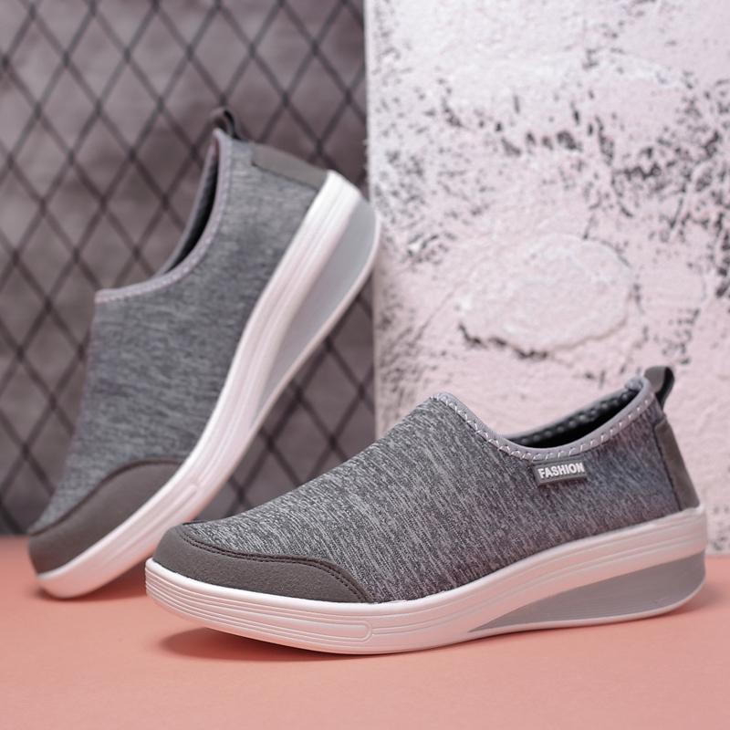 Omengi 2020 Fashion women outdoor soft breathable running sneakers casual sport shoes