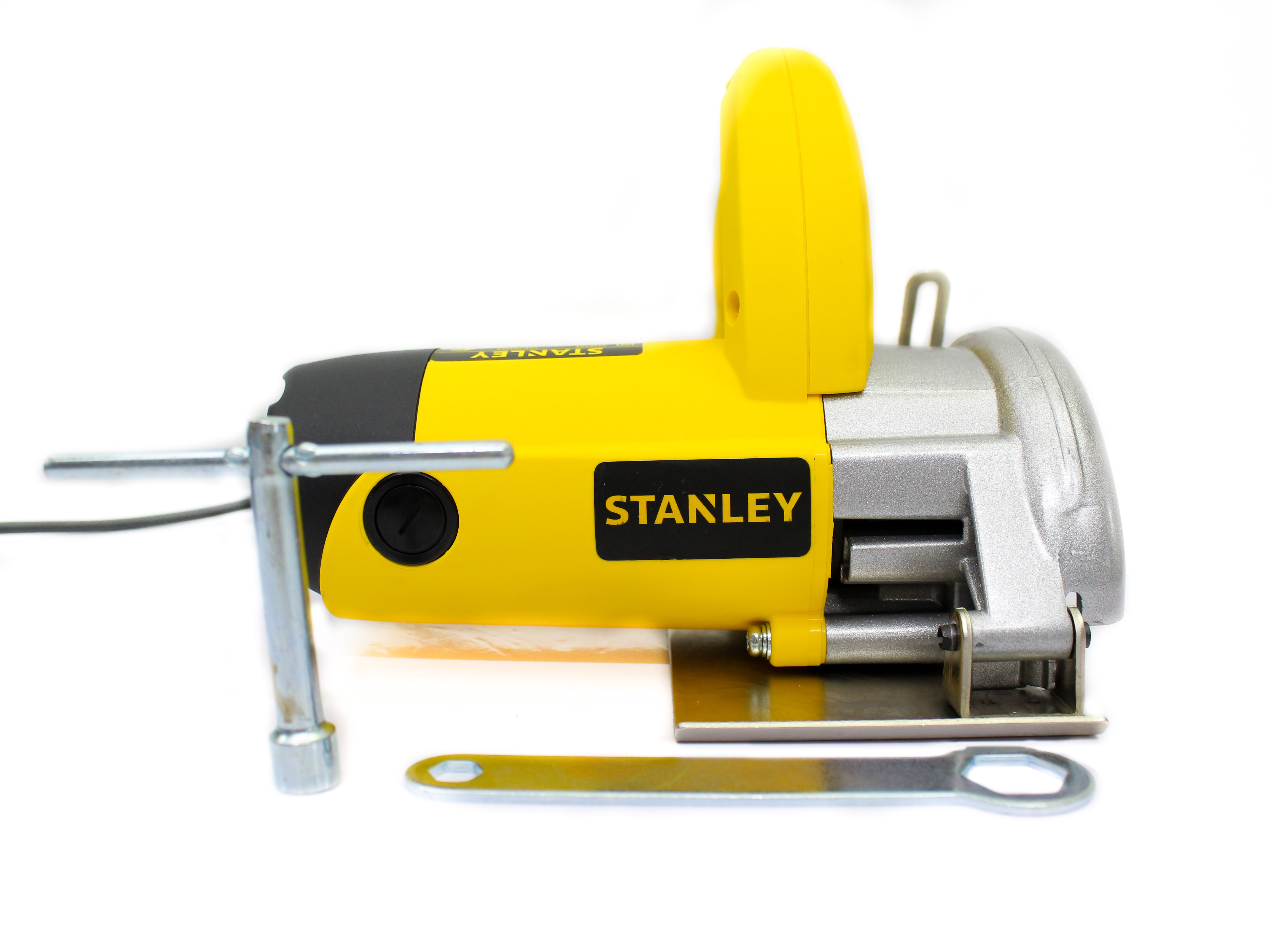 Máy cưa cầm tay 1320W Stanley STSP125-B1