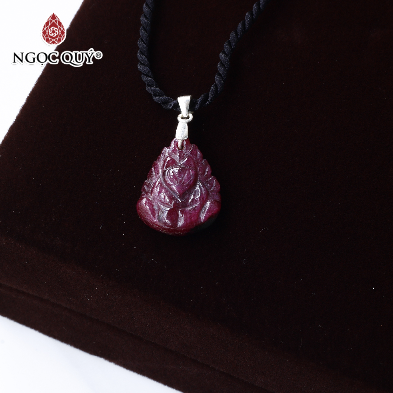 Mặt dây chuyền nữ hoàng hồ ly chúa 9 đuôi ruby nam phi mệnh hỏa, thổ - Ngọc Quý Gemstones