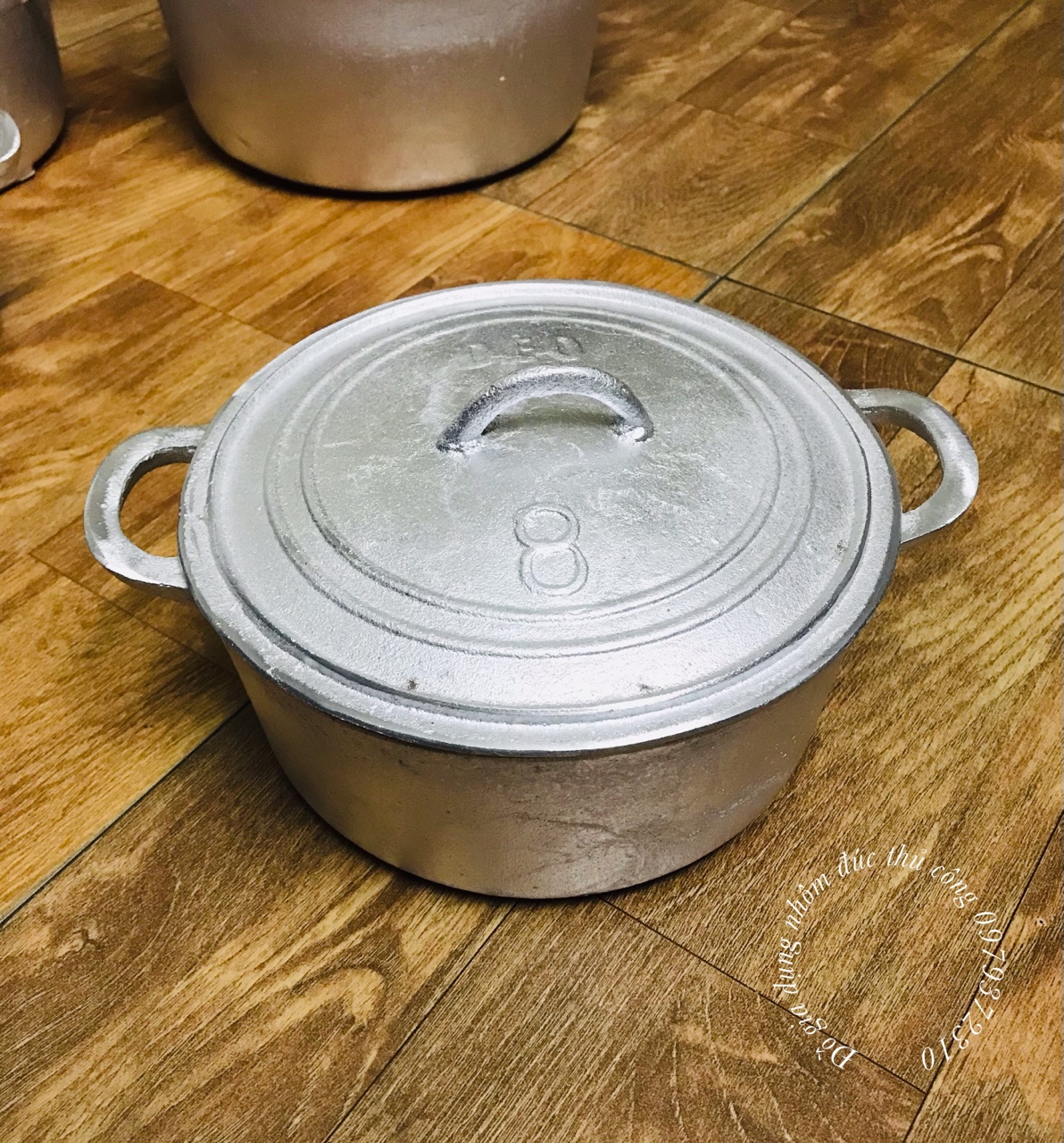 NỒI GANG ĐÚC THỦ CÔNG LÀNG NGHỀ SỐ 8