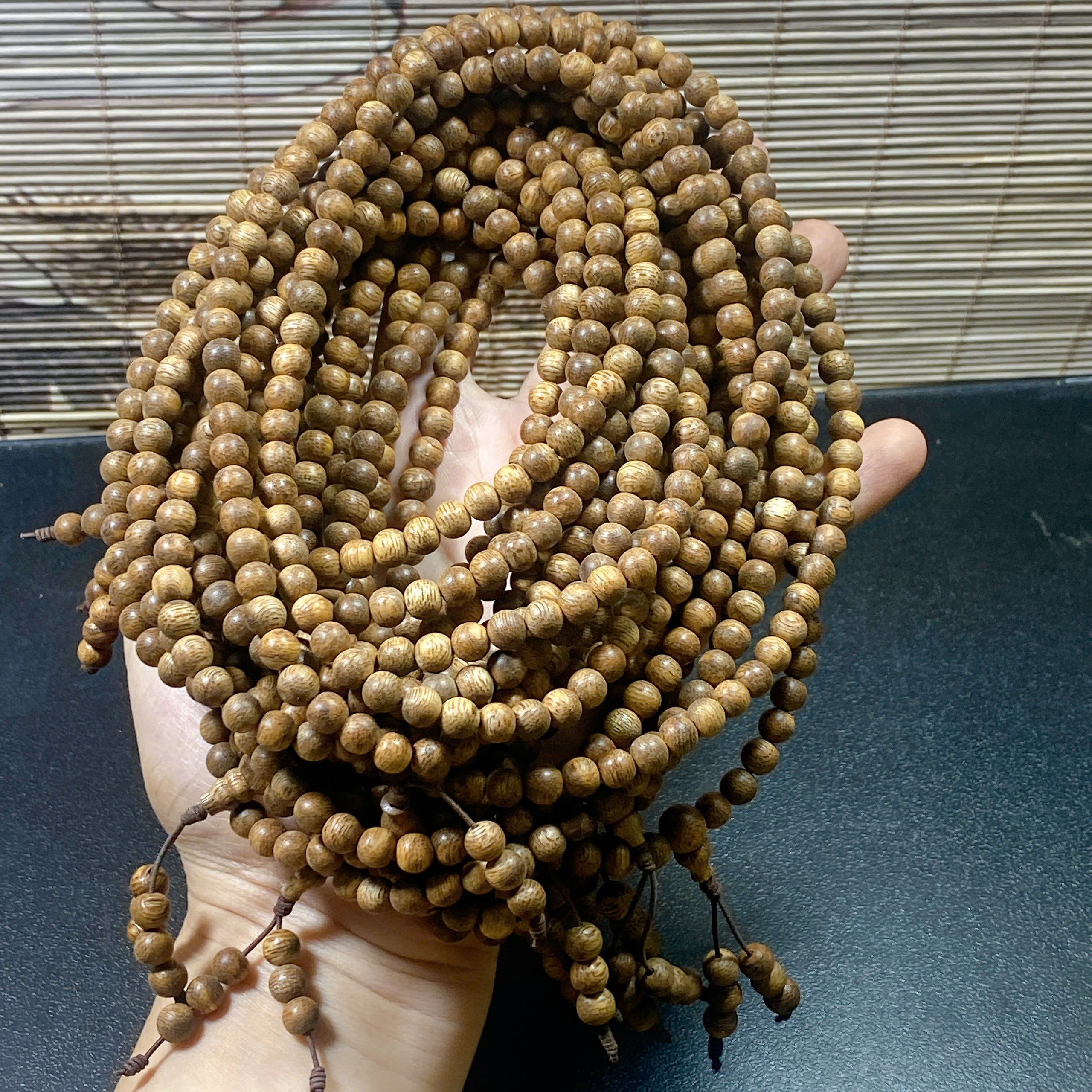 Vòng tay trầm hương rừng Khánh hoa|phongthuygiaphat