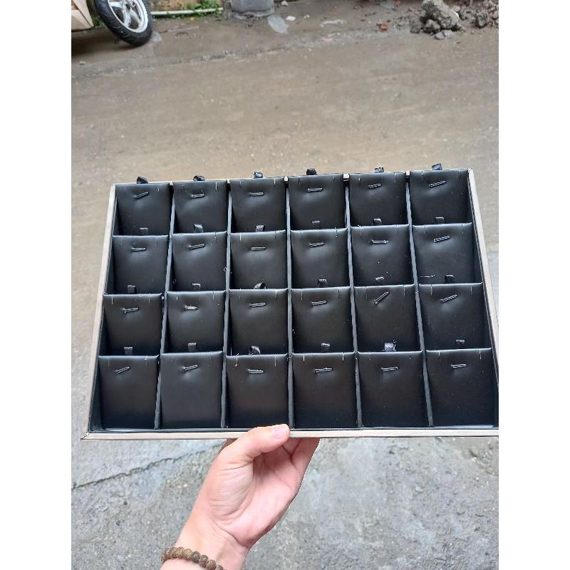 KHAY ĐỰNG MẶT DÂY CHUYỀN CHẤT LIỆU DA PU cao cấp
