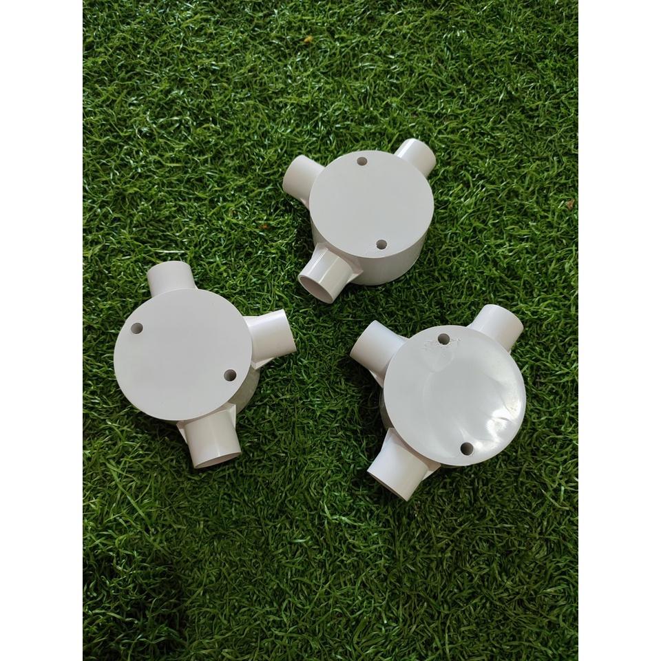 Hộp nối dây điện box tròn chia ngã phi 20.