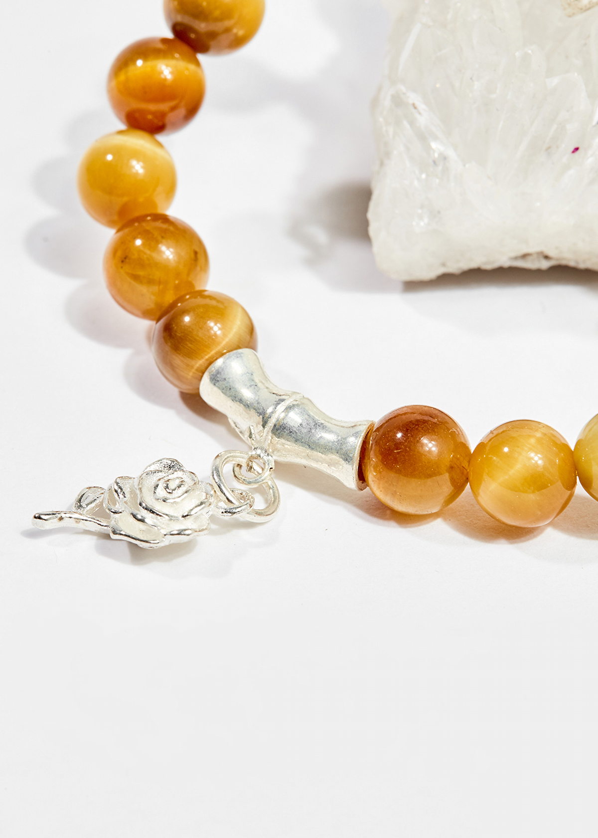 Vòng tay phong thủy đá mắt hổ vàng tâm charm hoa hồng 10mm mệnh thổ , kim - Ngọc Quý Gemstones