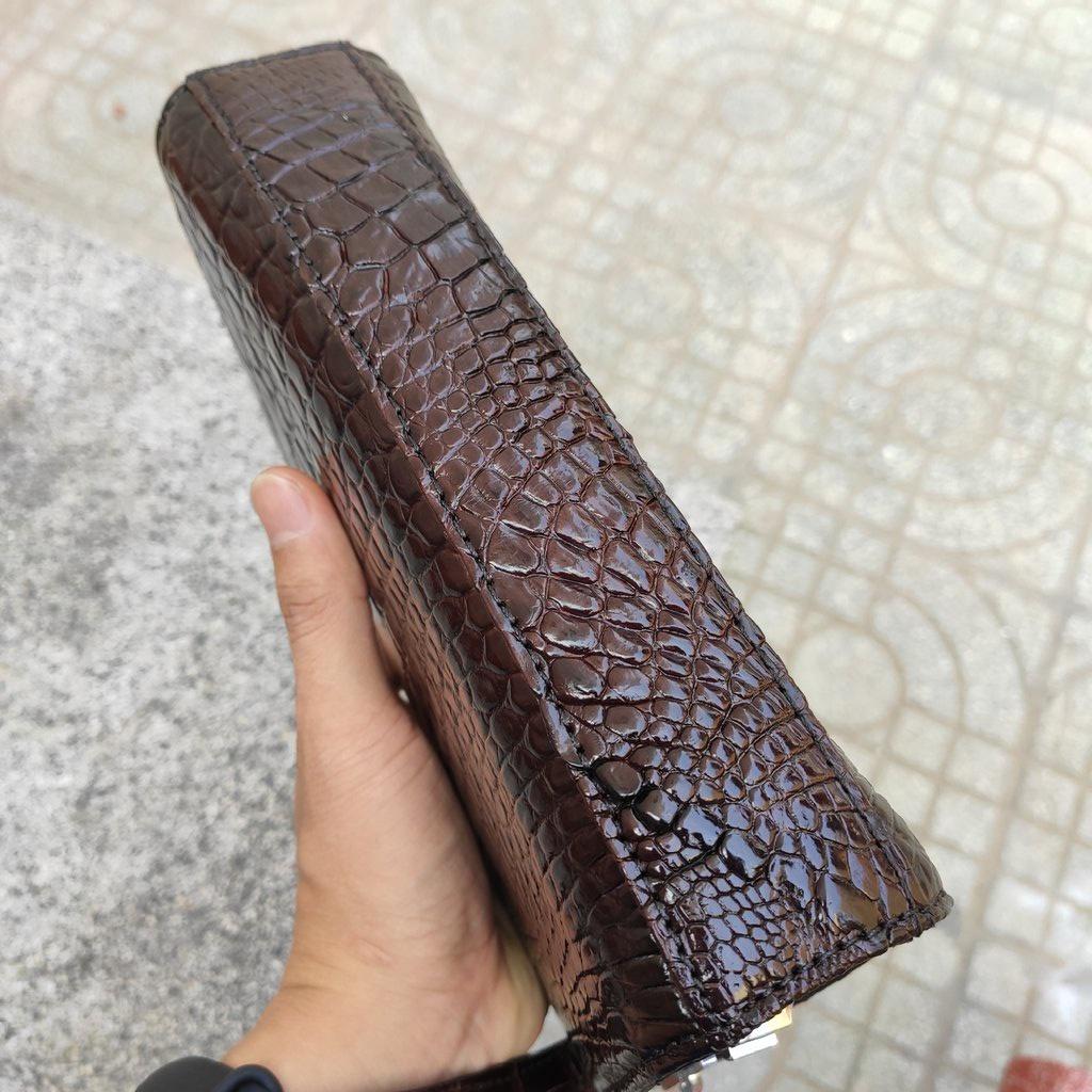 Clutch cầm tay da bụng cá sấu đẹp tinh tế