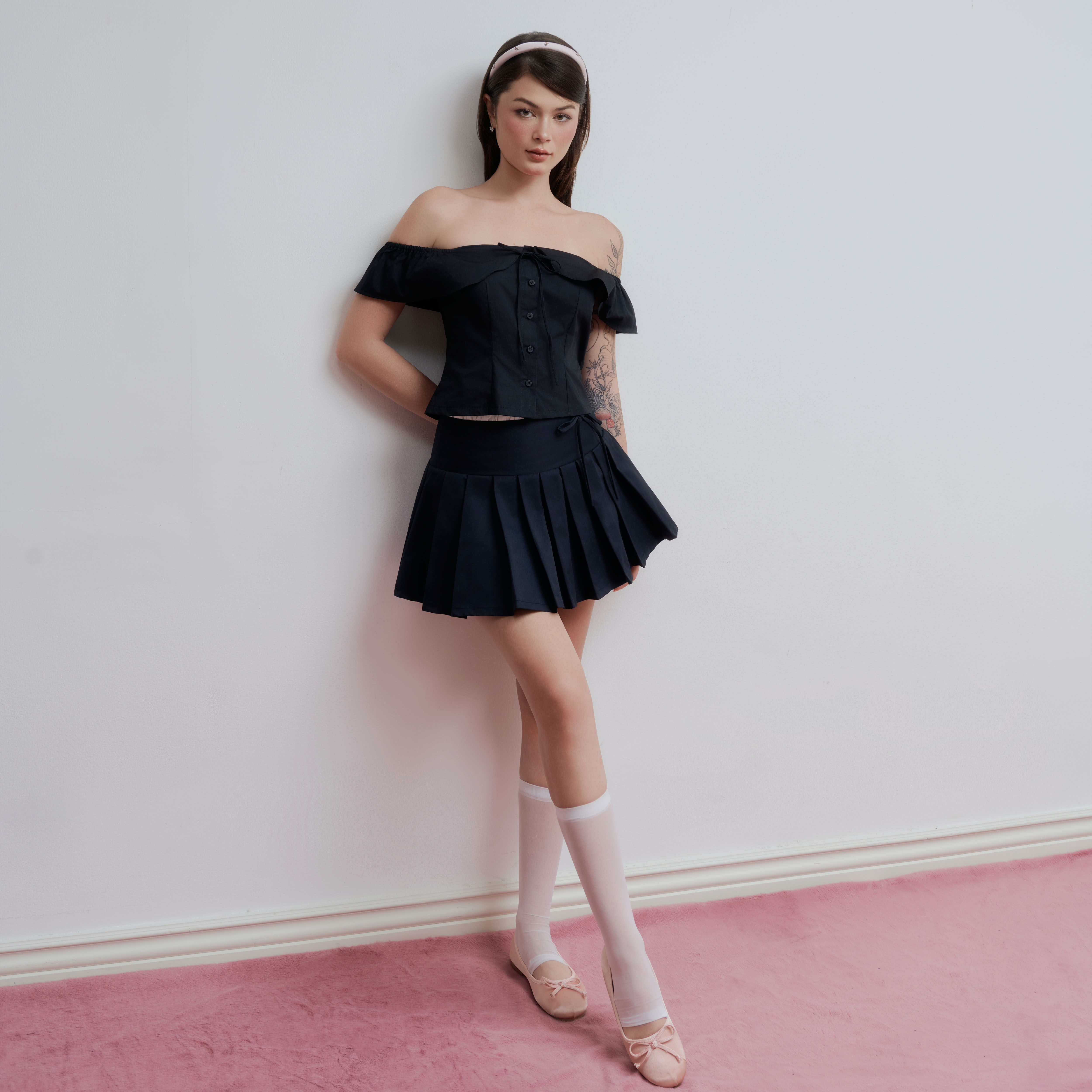 DOTTIE - Chân váy ngắn phối vải xếp ly - Đen - S0265