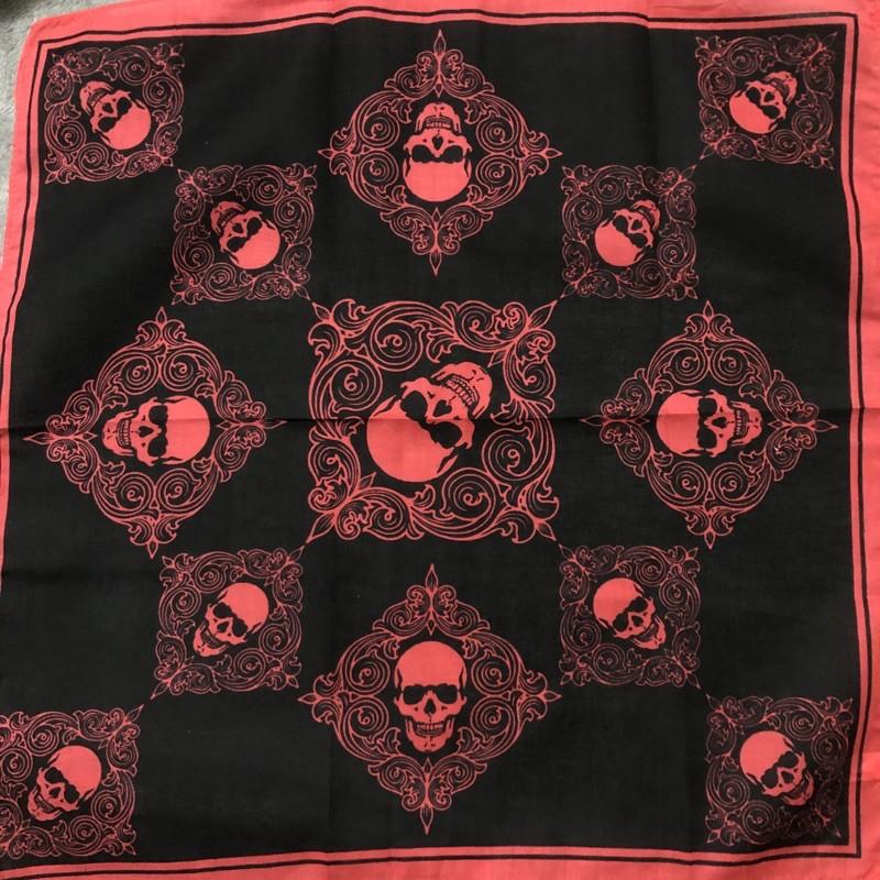 KHĂN BANDANA HOẠ TIẾT LẠ