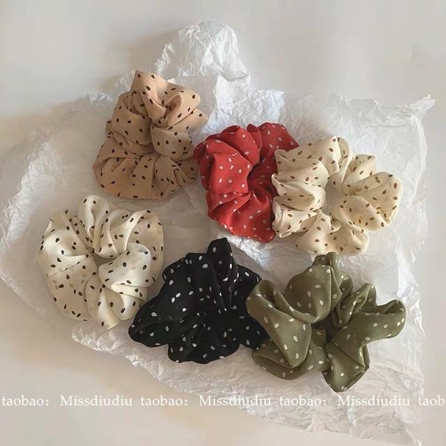 Dây Scrunchie chấm bi