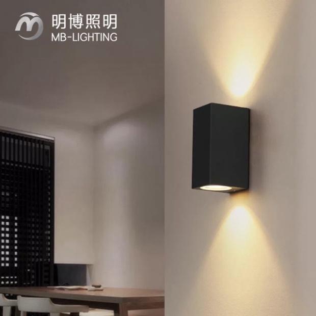 Đèn led 2 đầu ngoài trời DT