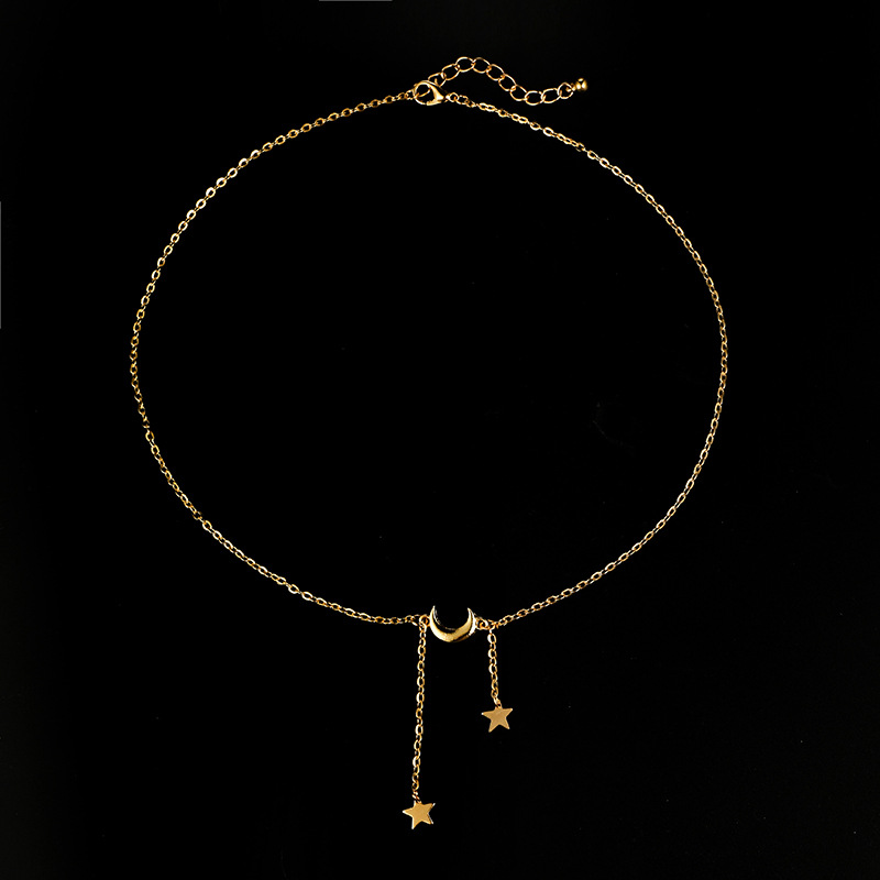 Dây chuyền Titan, ngôi sao và mặt trăng, DMA018