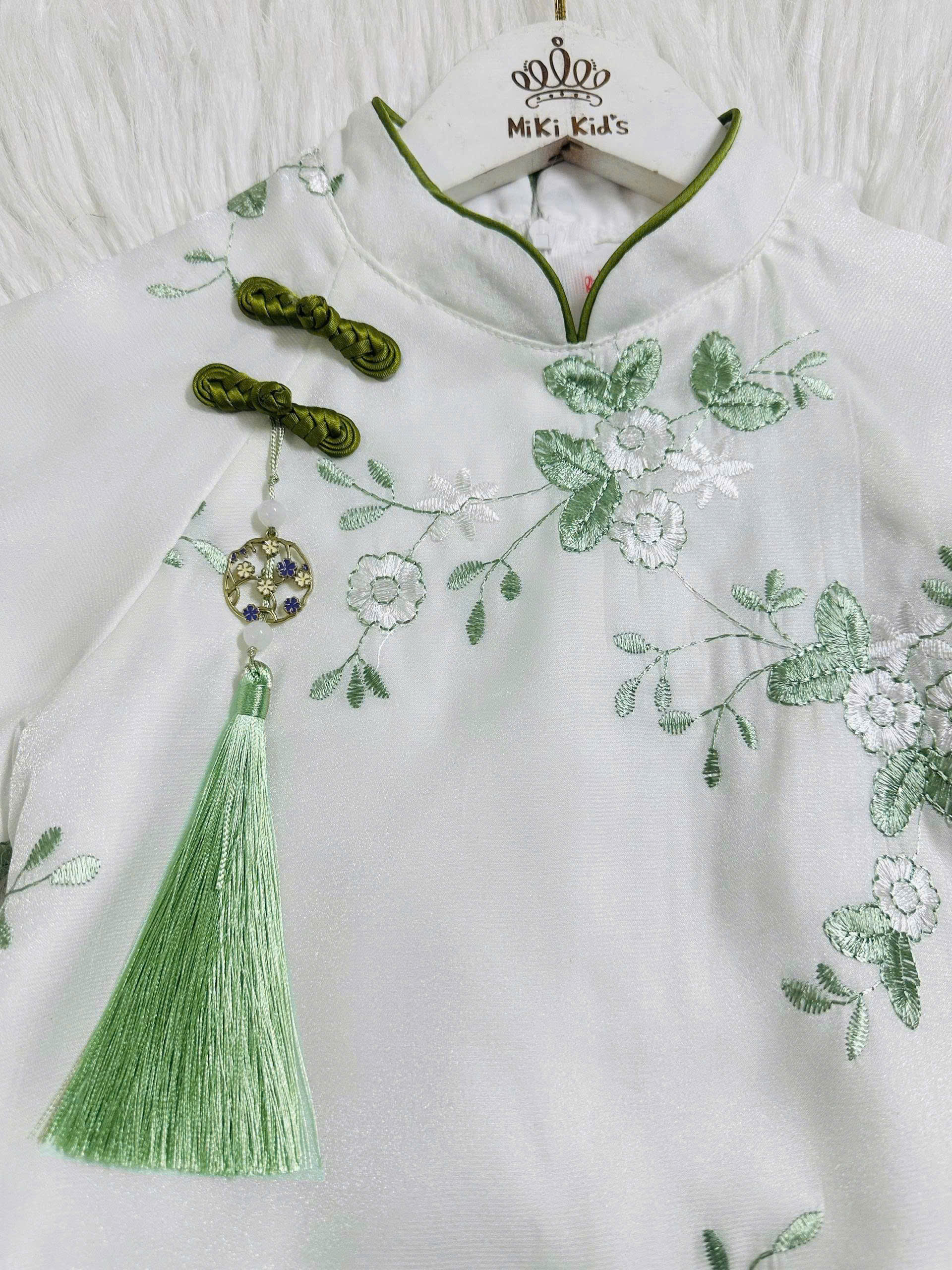 Áo dài cho bé gái mẫu Như ý diện lễ tết noel giáng sinh năm mới từ 12-44kg hàng thiết kế