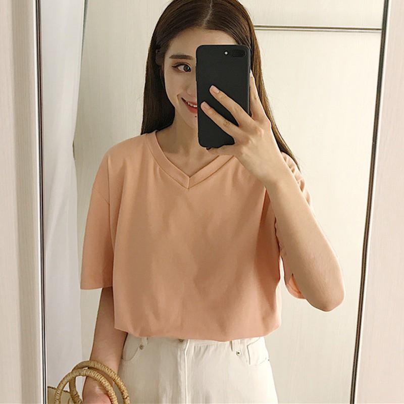 Áo thun dáng rộng cổ chữ V / chữ V màu trơn
