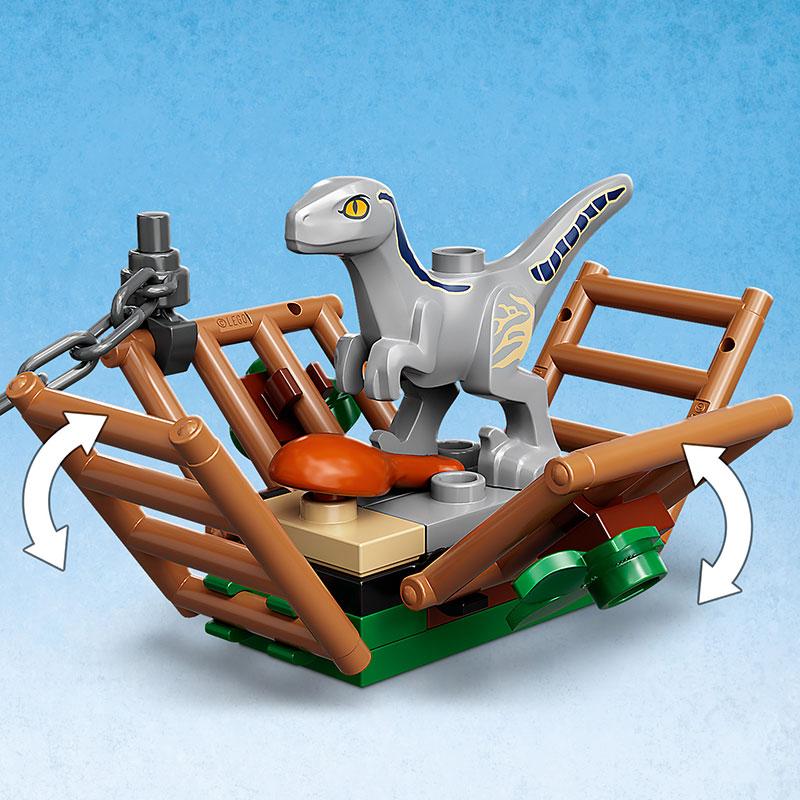 Đồ Chơi LEGO Truy Bắt Khủng Long Velociraptor Blue & Beta 76946