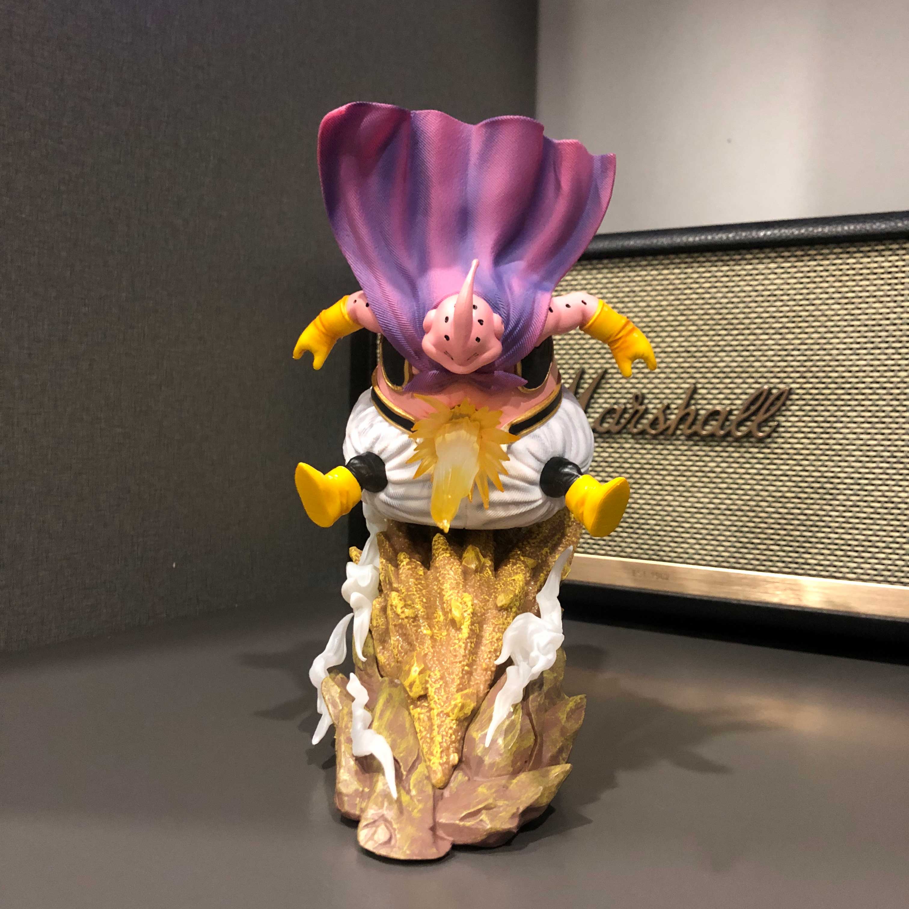 Mô hình Majin Buu  trọng thương có LED 21 cm - Dragon Ball