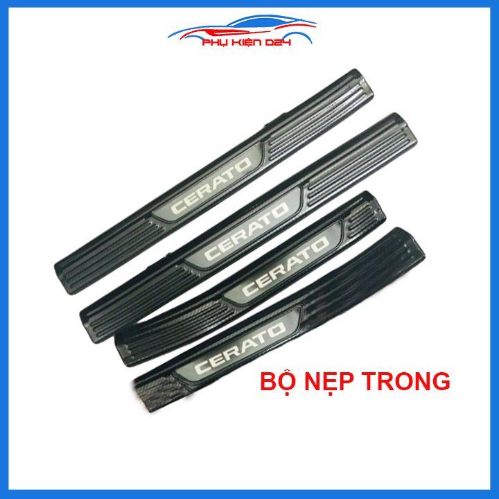 Bộ nẹp bước chân trong ngoài vân Cacbon xe Cerato 2019-2020 chống trầy làm đẹp ô tô