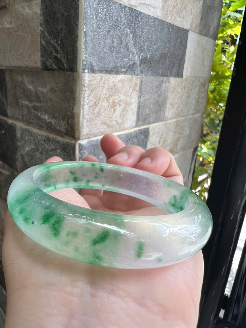 Vòng Tay Nữ Bản Hẹ Đá Mã Não DuLong Trắng Xanh Rong Biển Trong Bóng Đẹp Ni 53mm Cao 13mm Dầy 8mm Nữ 50kg - 55kg đeo Món quà tặng Nữ đeo tay xinh rẻ đẹp ý nghĩa ạ