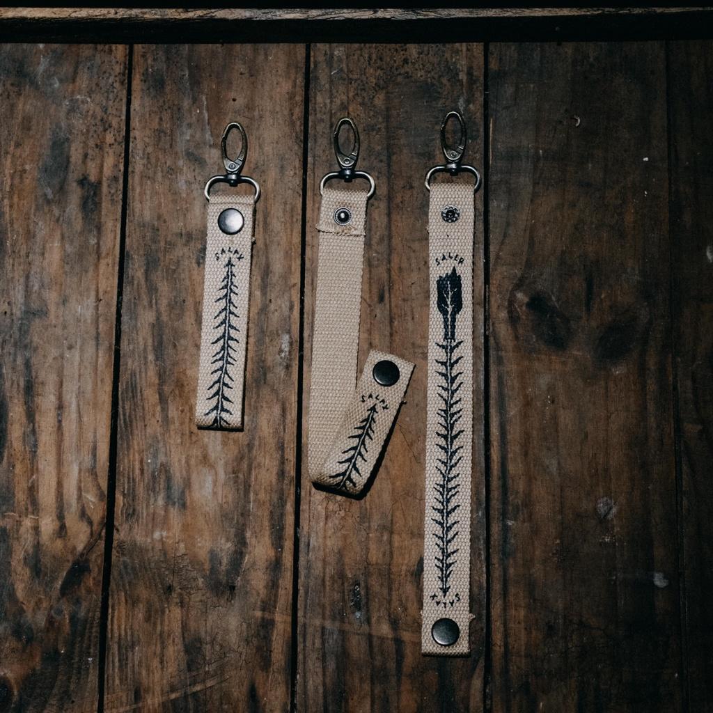 Salaxsaler Móc khoá PINE keychain