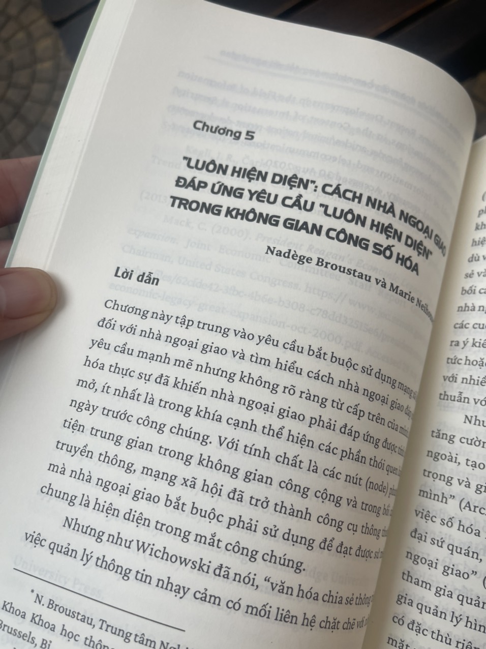 TRÍ TUỆ NHÂN TẠO VÀ NGOẠI GIAO SỐ - Fatima Roumate - Đinh Trọng Minh dịch - Nxb Chính trị Quốc gia Sự thật – bìa mềm