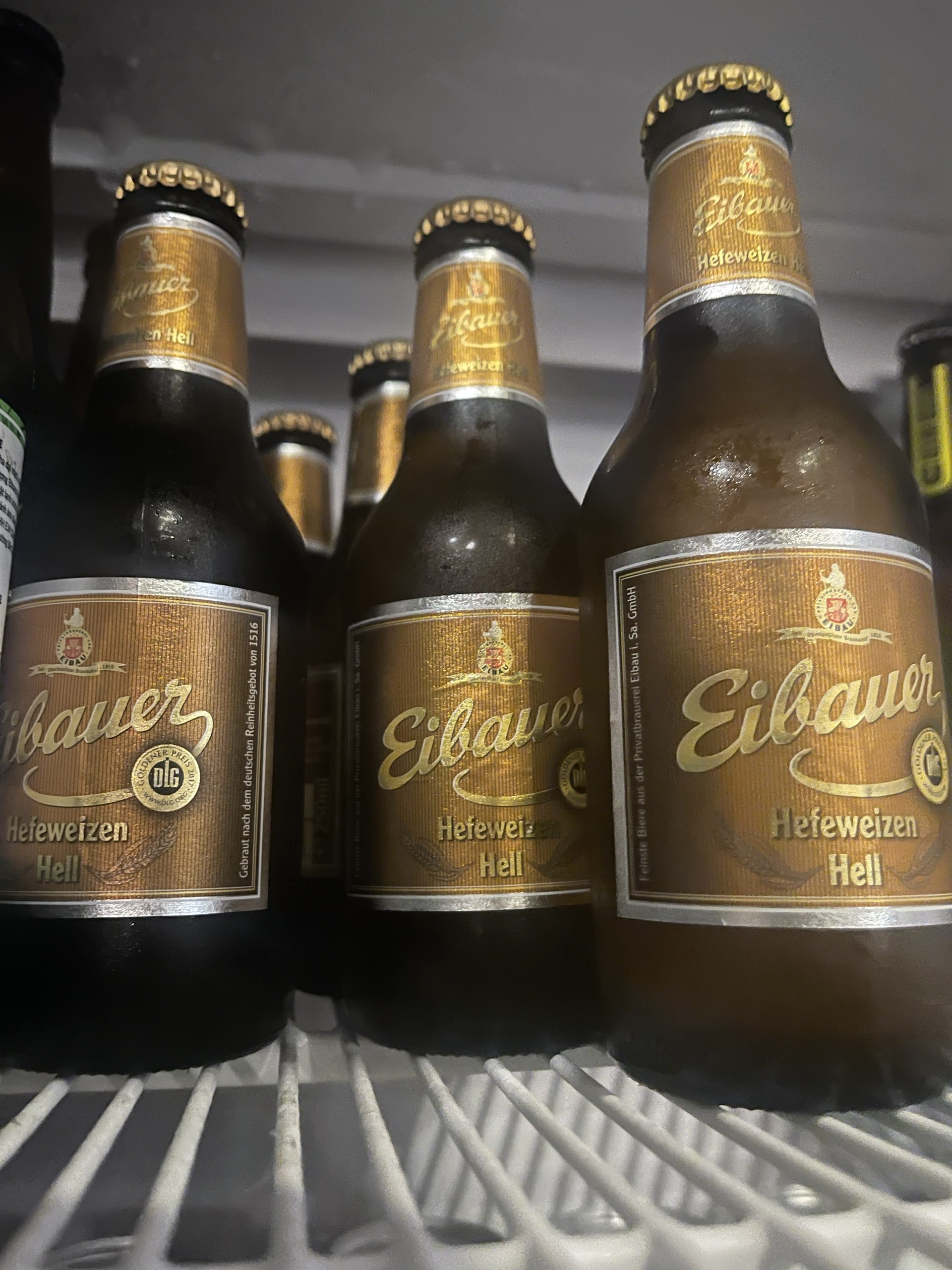 Thùng Quà Bia Thầy Tu EIBAUER HEFEWEIZEN HELL 5.2% - Bia Tươi Men Sống Thượng Hạng - Bia Đức Nhập Khẩu Chính Hãng