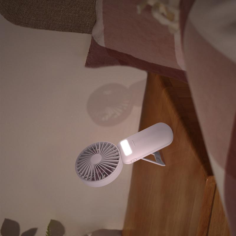 Phong cách mới nhất của quạt gương nhỏ mới giá đỡ cầm tay ngoài trời di động sử dụng kép đi kèm với đèn chiếu sáng quạt đa chức năng dễ thương