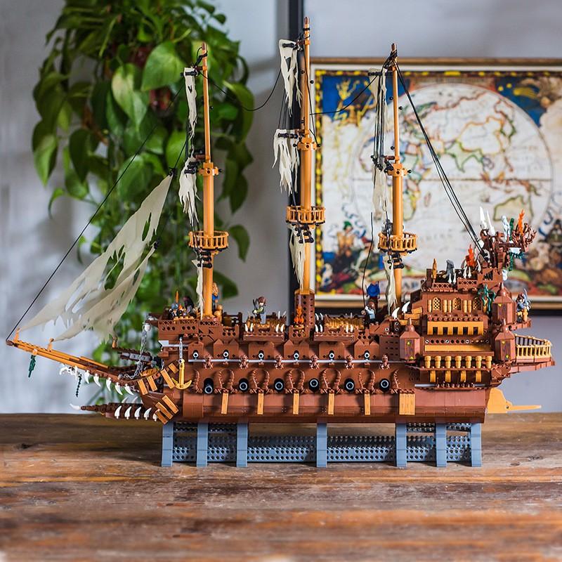 Đồ chơi Lắp Ráp Thuyền Cướp biển Tàu Hà Lan Bay Caribe 16016 - Lion King X19073 Movie Flying Dutchman - 3652 mảnh ghép