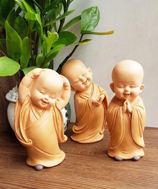 Bộ 3 chú tiểu vui vẻ - mẫu chú tiểu áo nâu cao 13,5cm