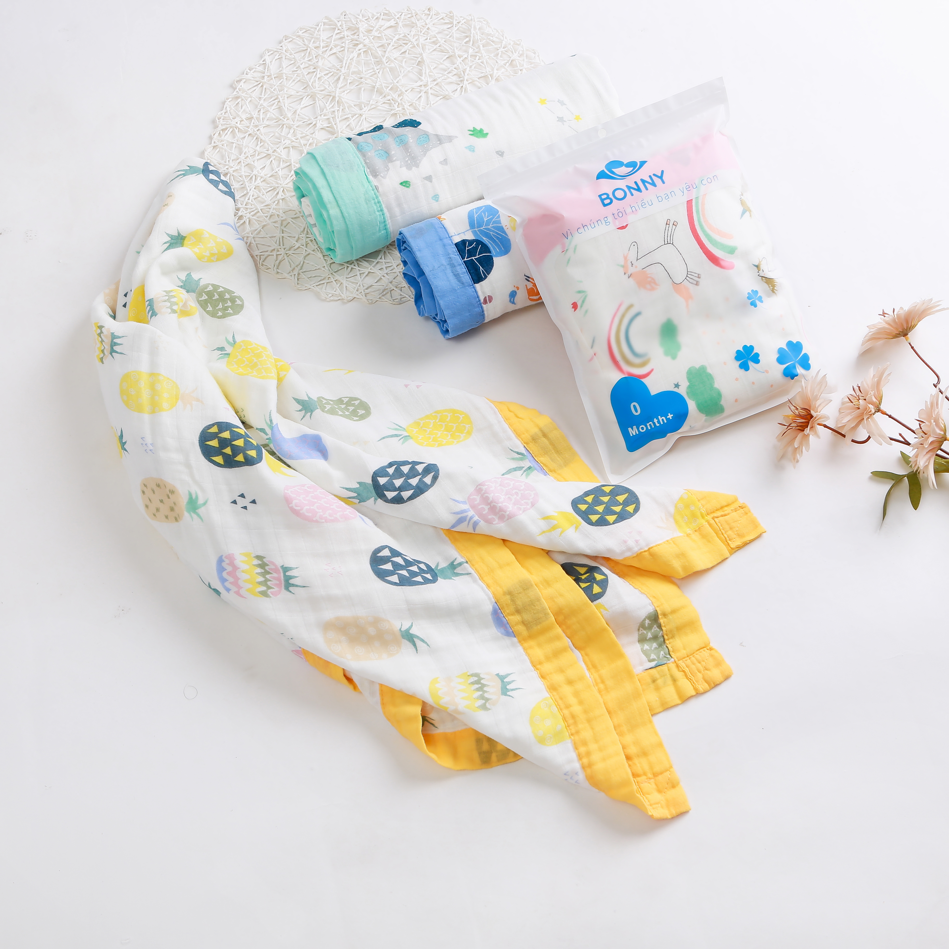 Chăn Đắp, Khăn Tắm Và Quấn Ủ Bonny 100% Sợi Tre Lụa 4 Lớp Siêu Mềm, Thấm Hút, An Toàn Cho Làn Da Của Bé Yêu