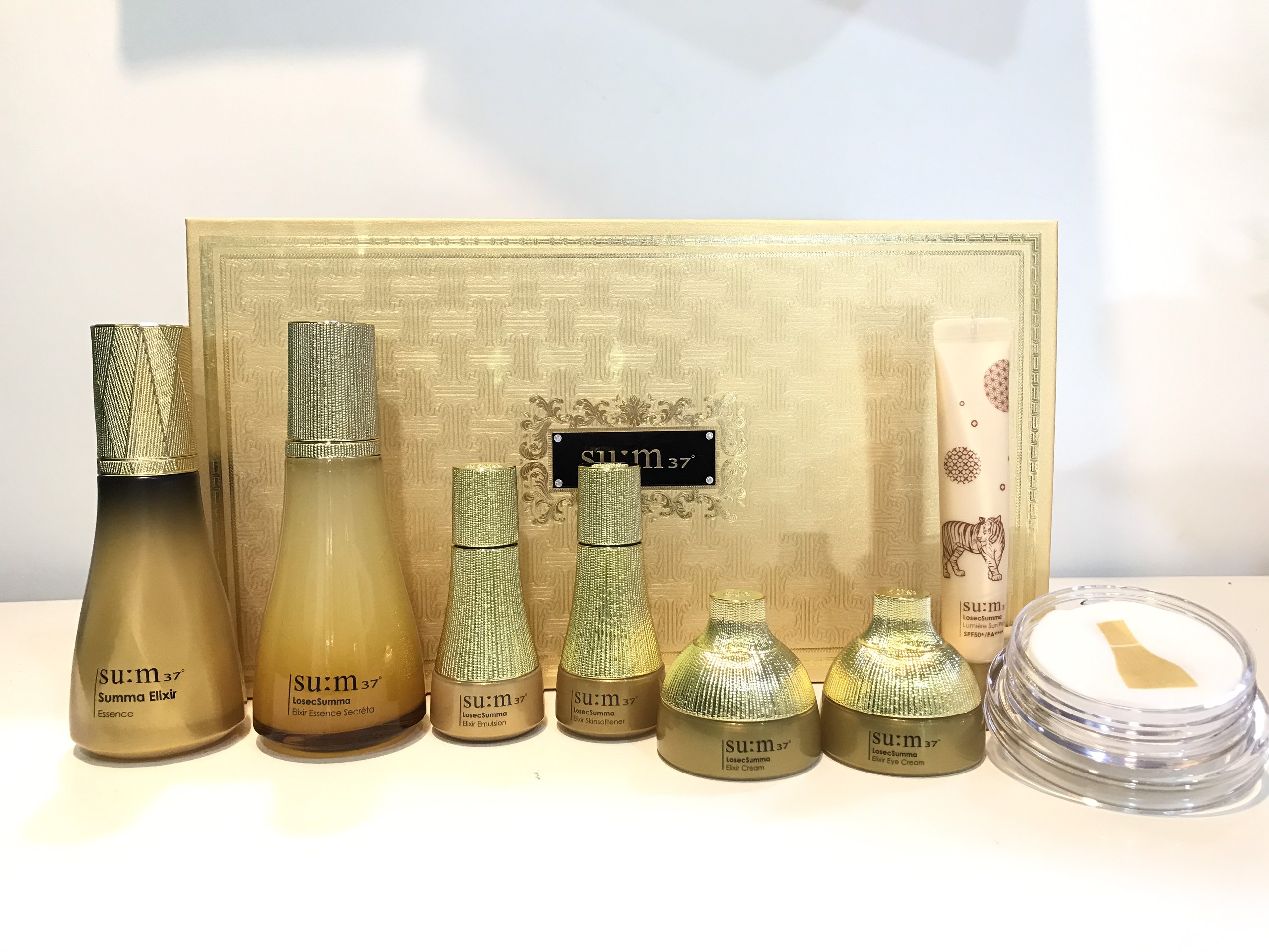 Bộ dưỡng chống lão hóa tái sinh da Su:m37 LosecSumma Elixir Sepcial set 235ml