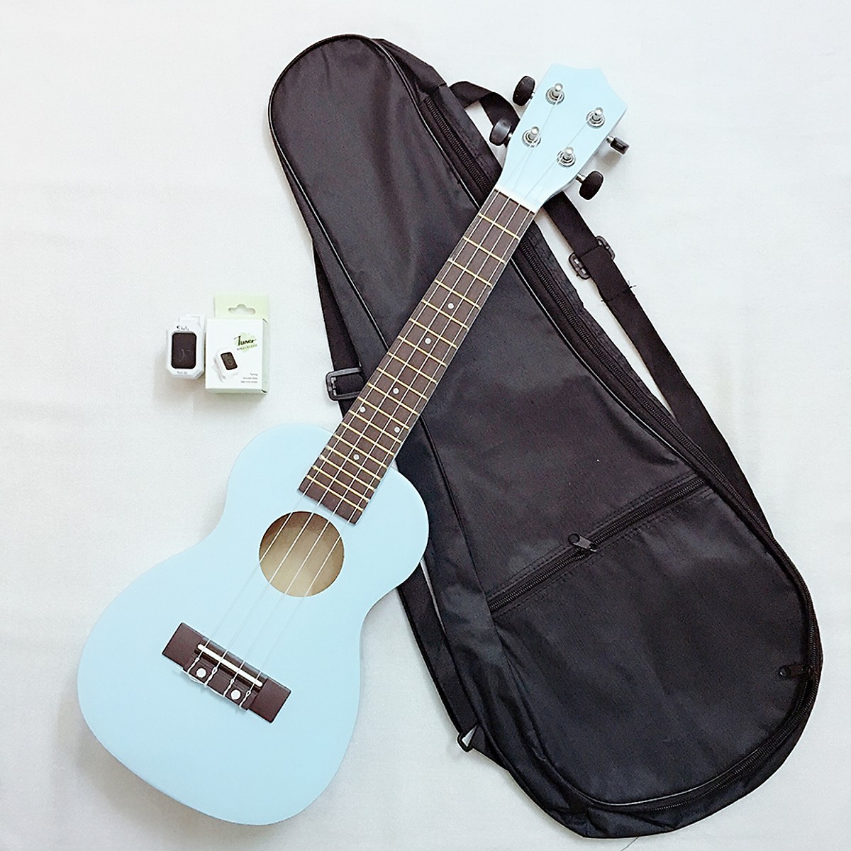 Đàn Ukulele Concert Woim 33A19 kèm bao vải và máy lên dây điện tử