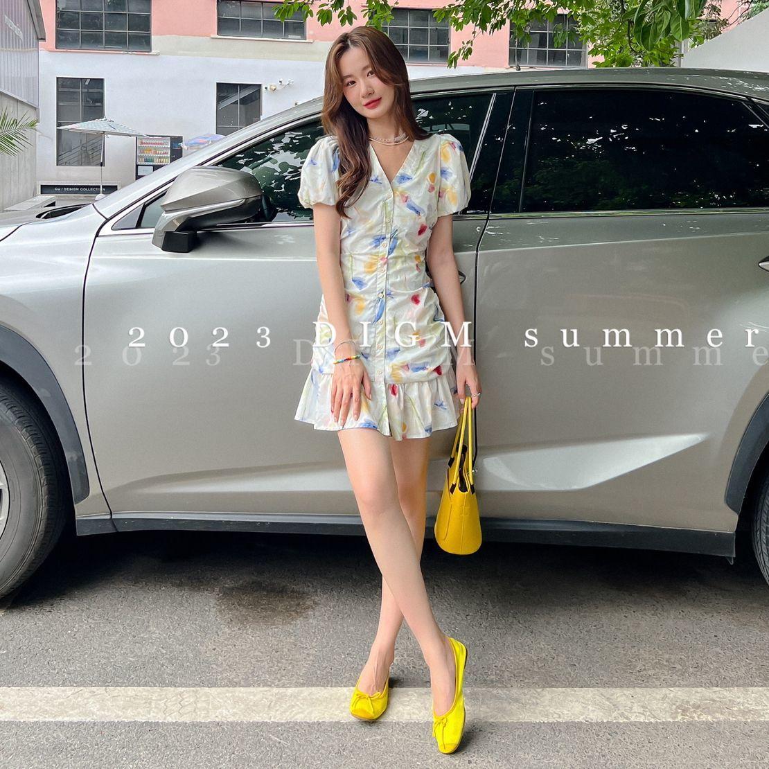 TOBE1SHOP Phong cách Pháp Vintage tranh sơn dầu xếp li váy mùa hè V cổ thắt lưng hiển thị gầy khí chất cao cấp cảm giác váy nhỏ