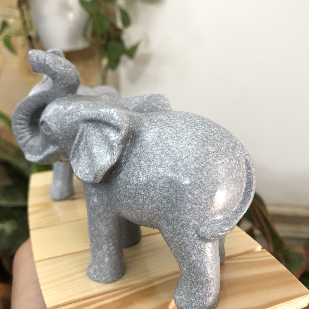 Cặp 2 tượng con voi đá trang trí phong thủy bàn làm việc mang may mắn cát tường cho gia chủ- Cao 9cm- Màu xám