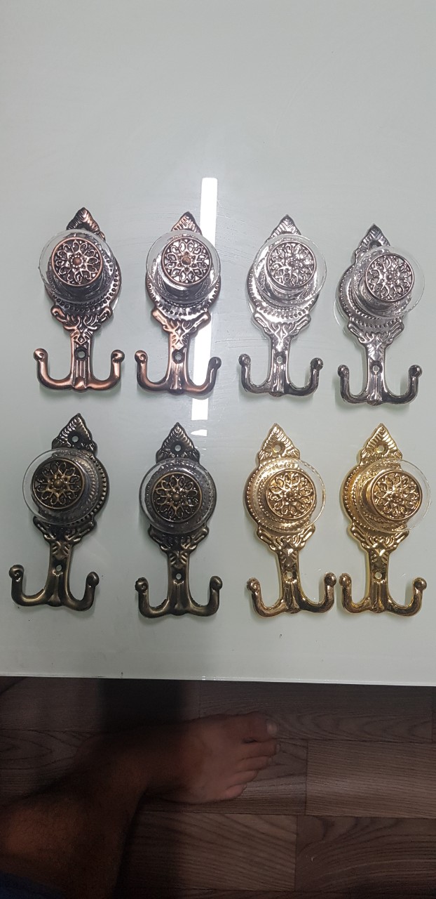 Núm vén rèm hợp kim cổ điển