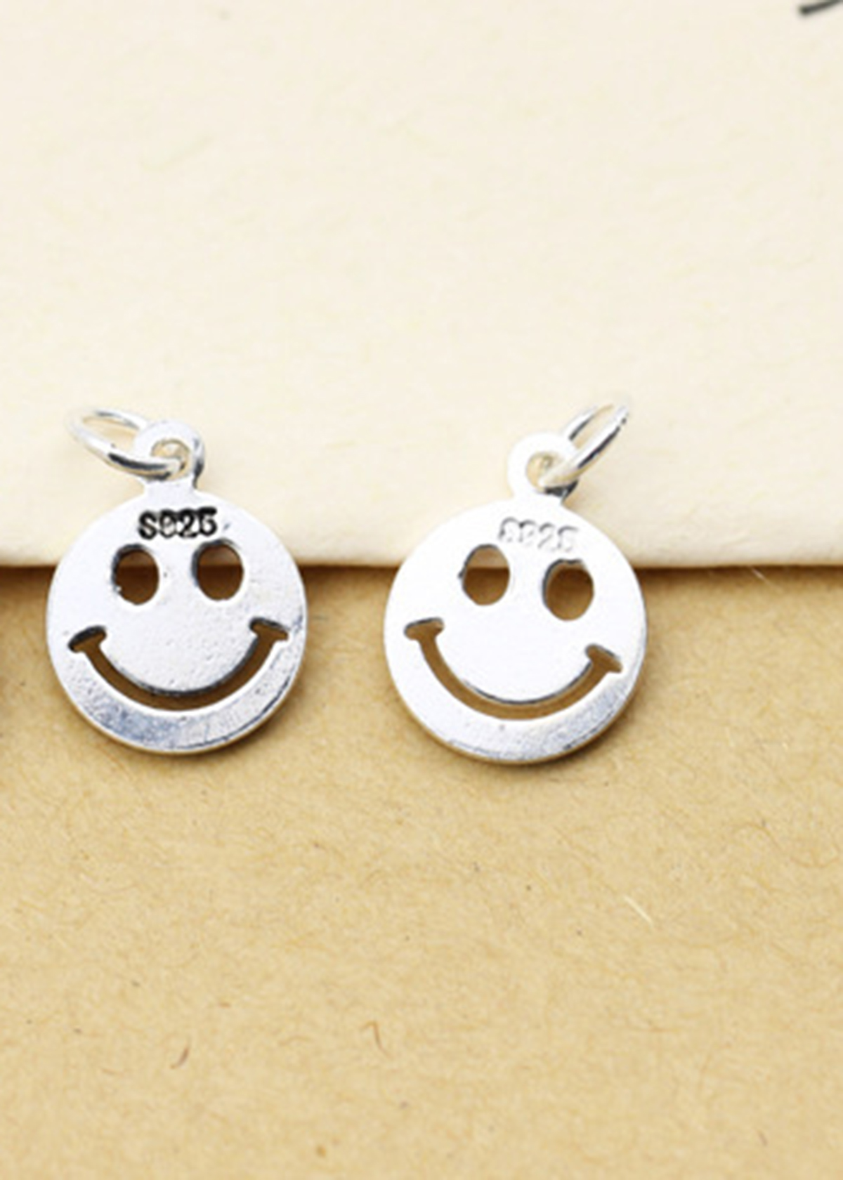 Combo 2 charm bạc hình mặt cười treo - Ngọc Quý Gemstones