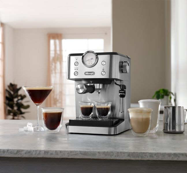 Máy pha cà phê espresso DeLonghi Classic EM450.M - Hàng chính hãng