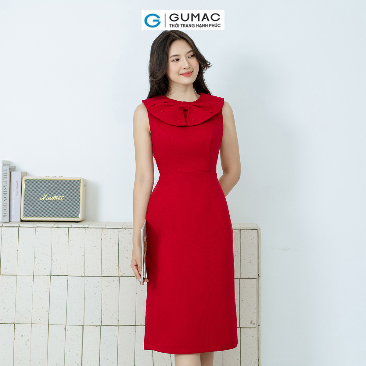 Đầm bút chì bâu kiểu GUMAC DD08032