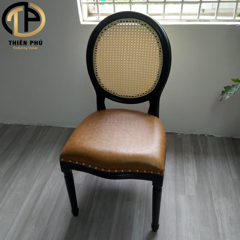 Ghế ăn tân cổ điển gỗ sồi, tựa mây nhân tạo phong cách Indochine sang trọng