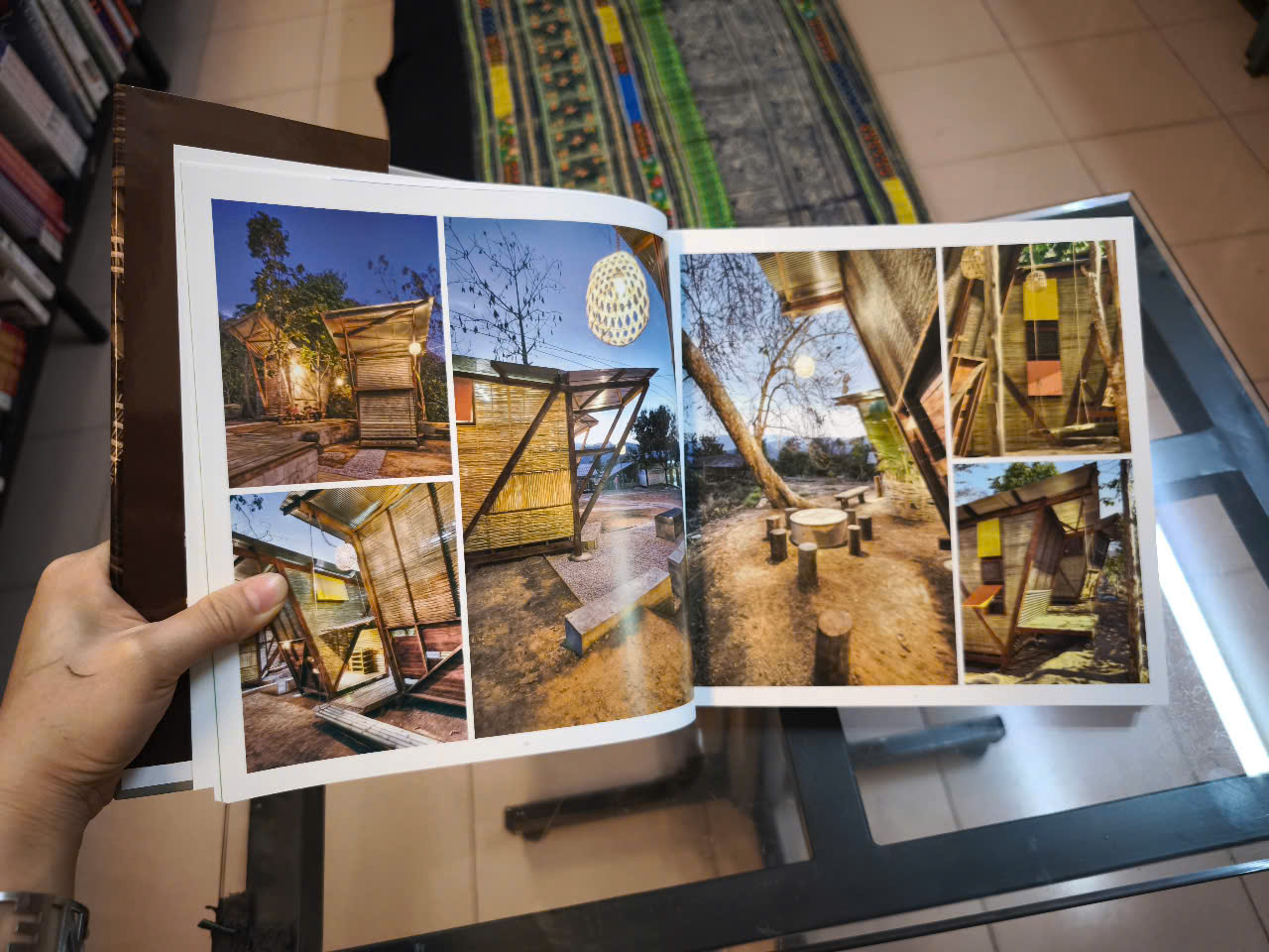 Sách - Bamboo (Contemporary Architecture & Interiors) by Simone Schleifer - Art/ Design In English