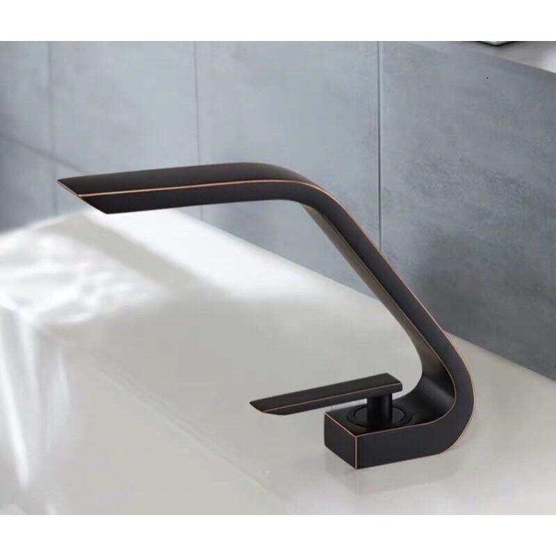 Vòi lavabo nóng lạnh sơn tĩnh điện màu đen, mã V02T