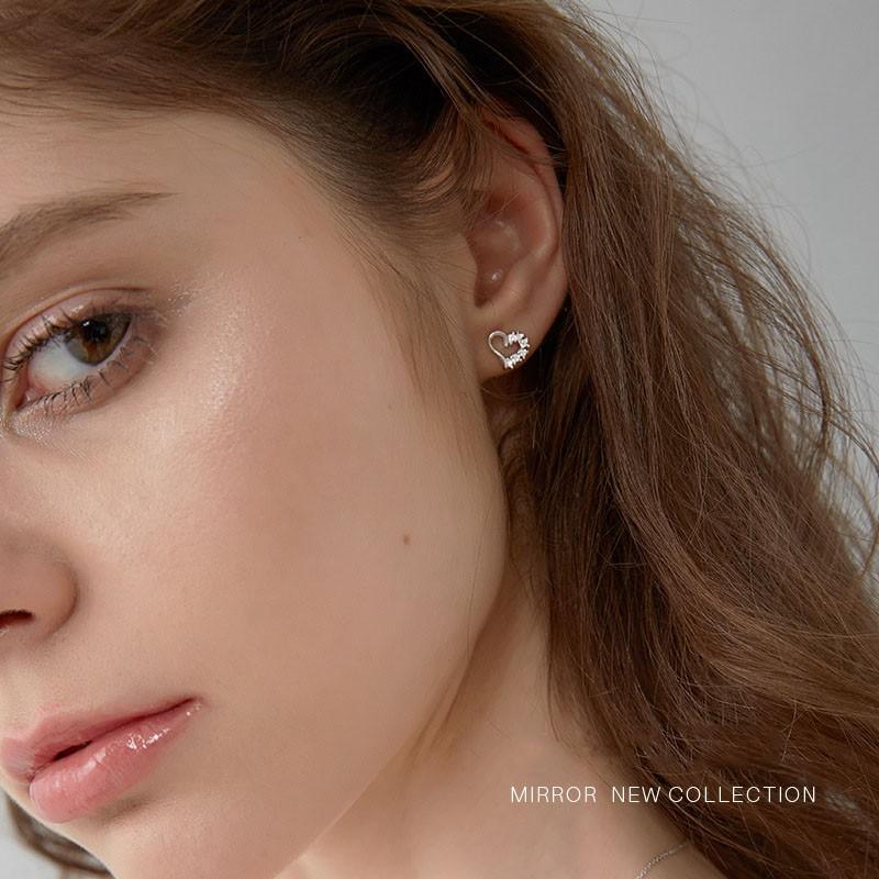 Khuyên tai bạc Ý s925 trái tim trắng G2242 - AROCH Jewelry