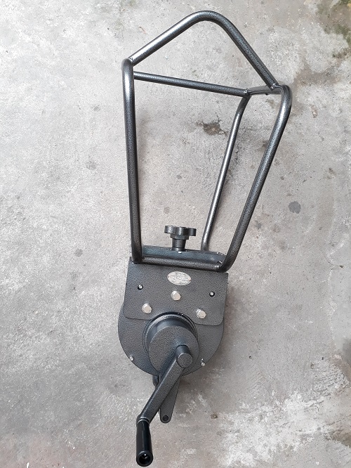 Còi hú báo động quay tay Lk-120